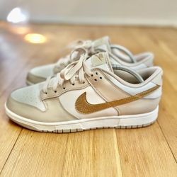 Nike Gold Dunks DS