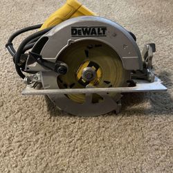 Dewalt Eletric Saw