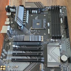 GIGABYTE B550 EAGLE WIFI6 Gaming Motherboard – Premium AM4 Performance Platform