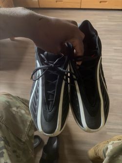Basketball shoes size 13