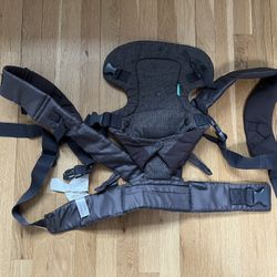 Infantino Flip Advanced 4-in-1 Carrier