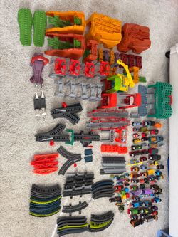 Thomas & Friends 100+ Pcs