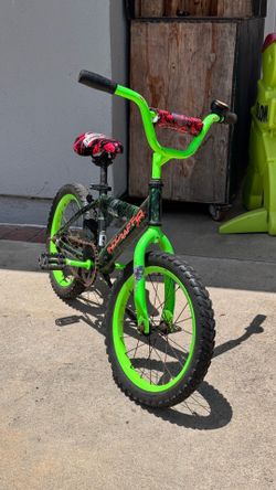 Kids 16”  Jurassic World Bike