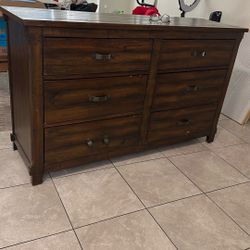 Dresser 65x20x38
