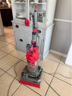 Dyson DC14 Low Reach upright vacuum