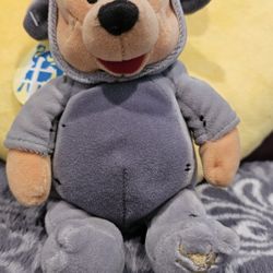 12 Chinese Zodiac Disney Pooh Bear