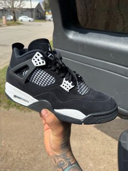 Air Jordan 4 white thunder Sneakers