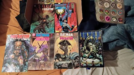 Two Batman Versus Predator Hardcovers Aliens The Predator Predator Versus Aliens Robocop Versus Terminator Comic Books And Decent Shape