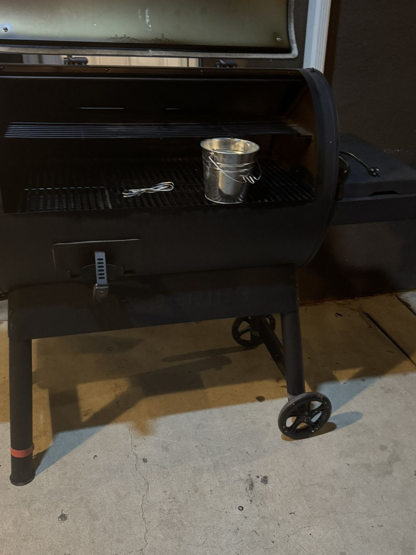 TRAEGER IRONWOOD® 885