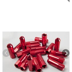 Lug Nut Set