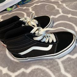 VANS. Sz. Youth 12.5. Like New