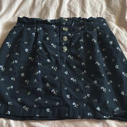 American Eagle Skirt Size Medium $2 Pick Up Only 