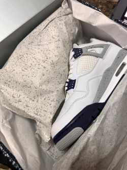DS Jordan 4 Midnight Navy