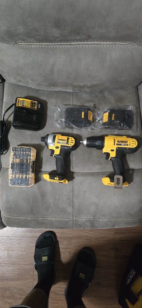 Dewalt Drill Set