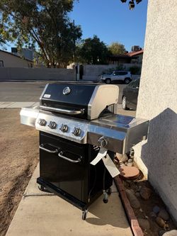 NEW ASSAMBLED FROM THE BOX PROPANE GAS AND NATURAL GAS BBQ GRILL