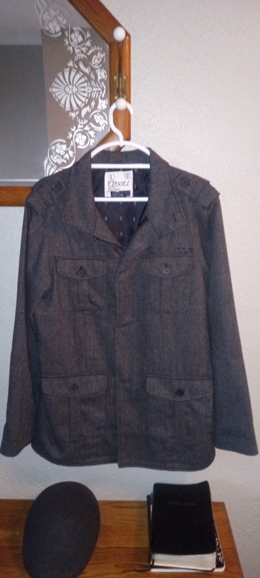 Women's Coat size Large. Ezequiel Brand