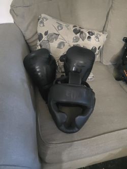 Guantes Y Casco De Boxeo