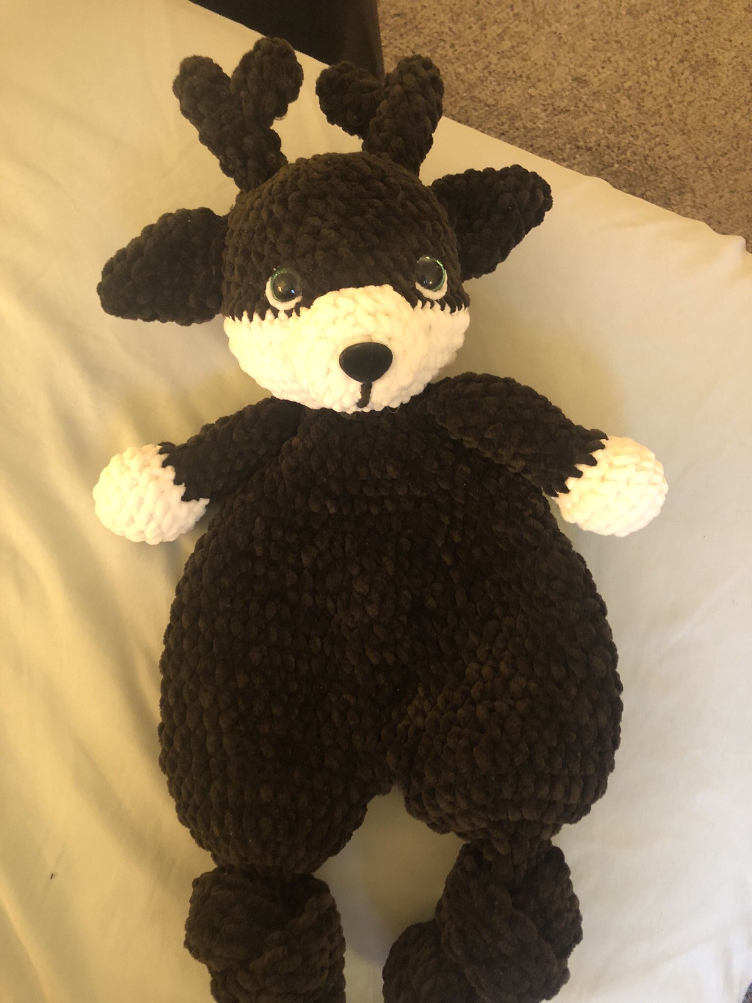 Crochet Deer Snuggler!