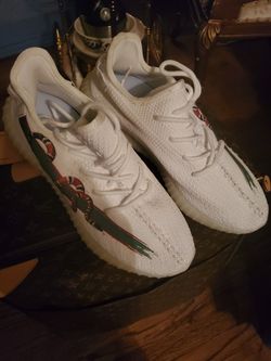 Shoes size 9