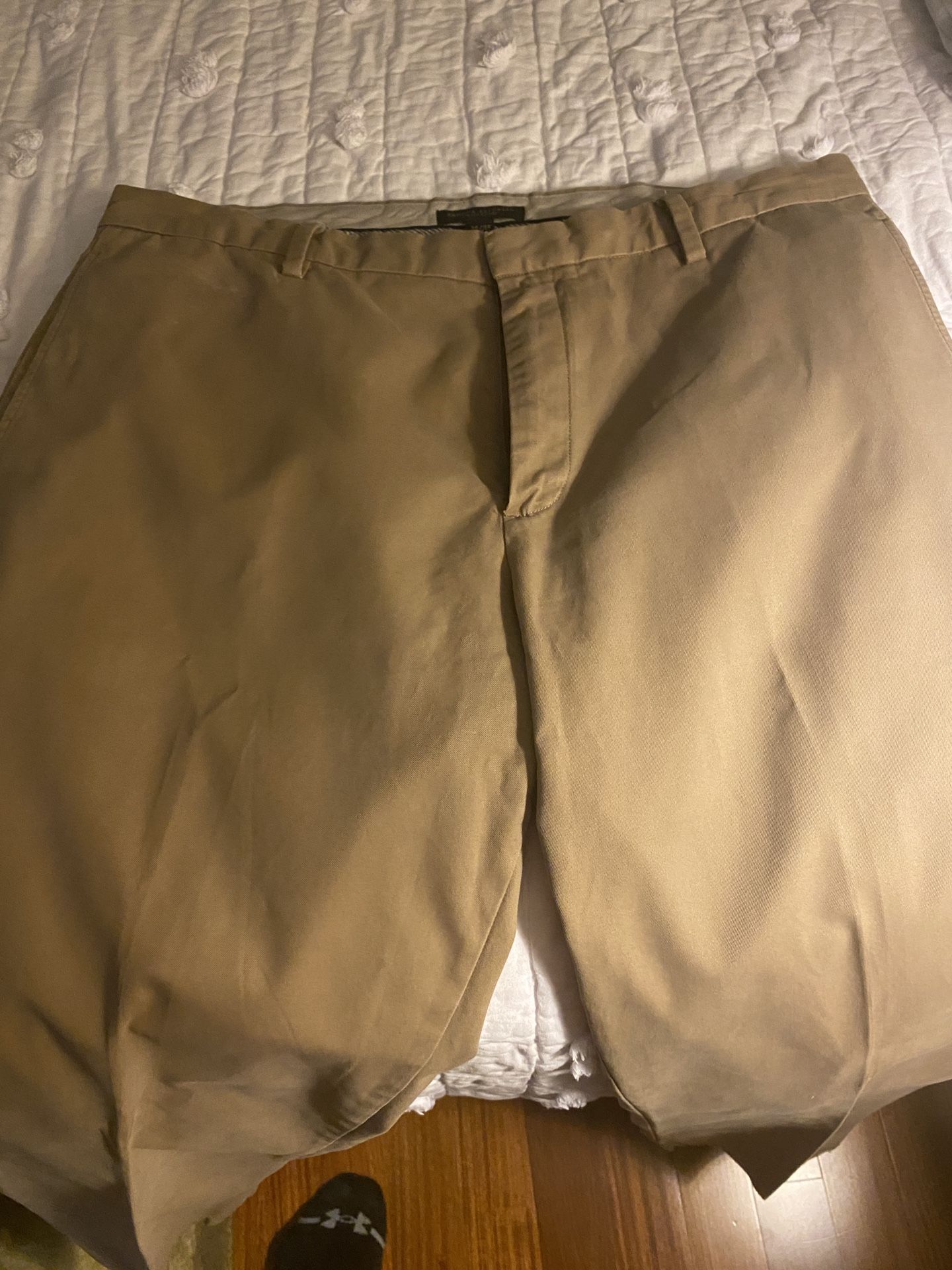 Banana republic Men’s khaki pants