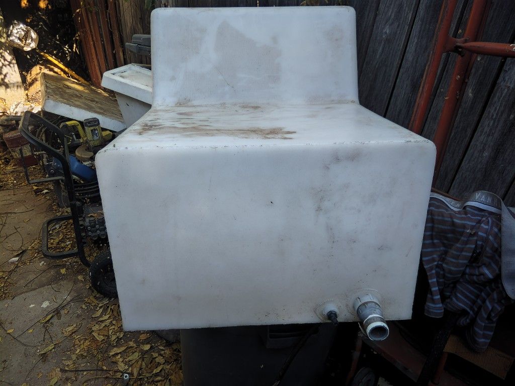 50 Gal Water Tank Reservoir