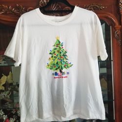 Like New Old Navy Women's Size Medium "Merry & Bright" Christmas T Shirt