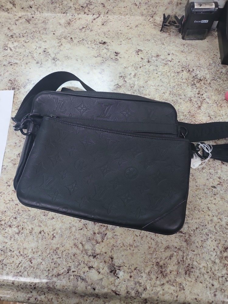 Louis Vuitton Shadow Duo Bag Messenger Bag Authenticated