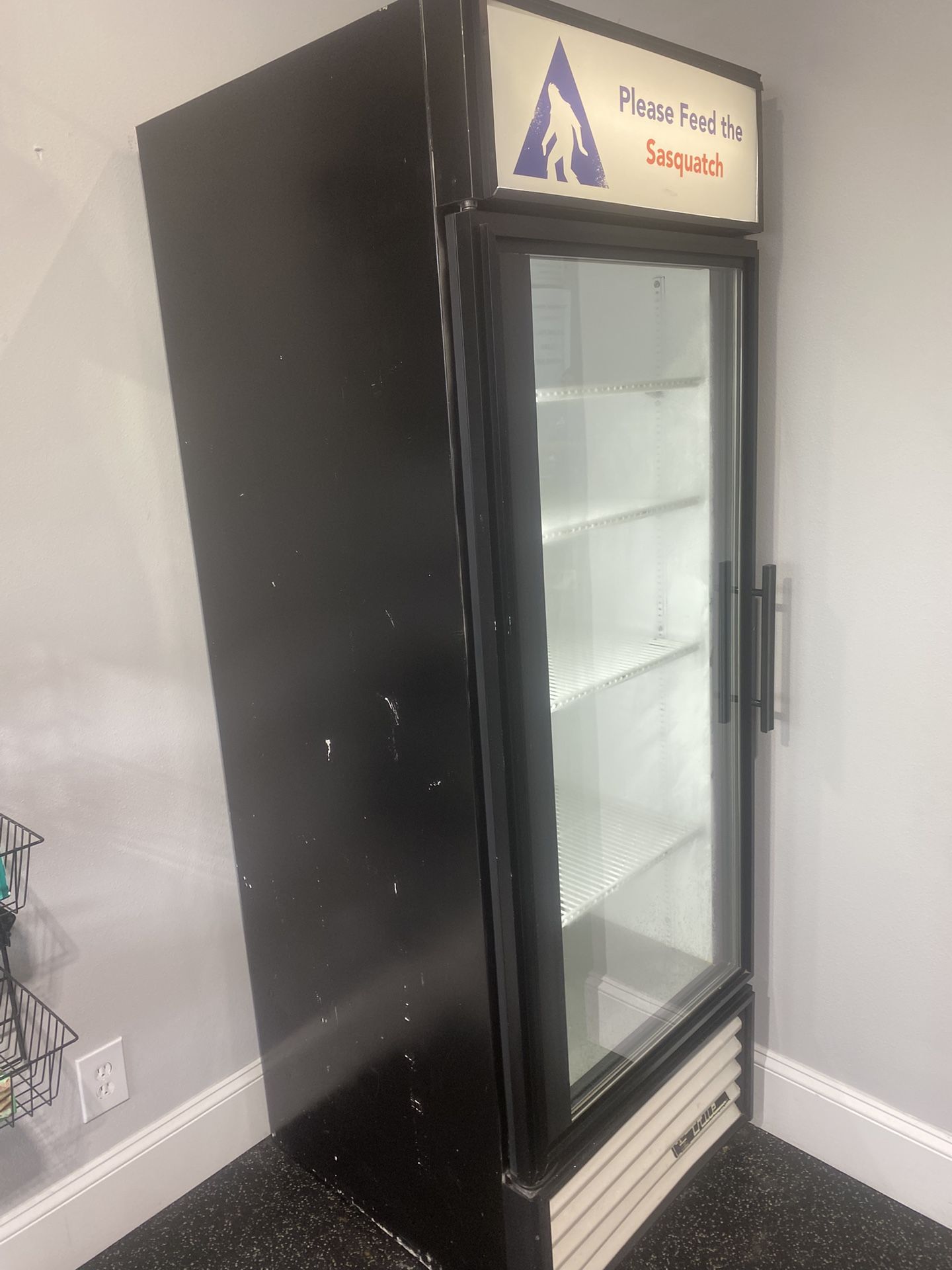 True GDM-23 Commercial Display Fridge
