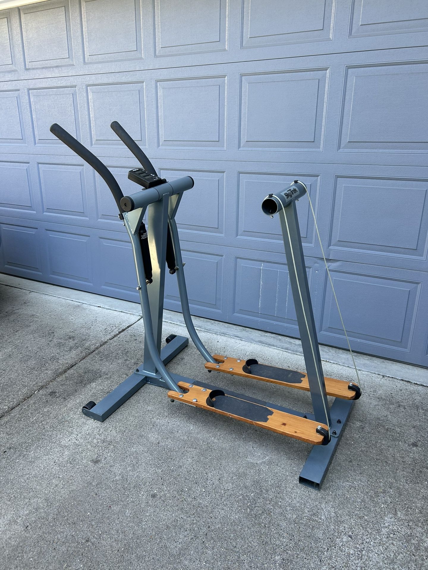 SkyTrek Cross Country Ski Training Machine