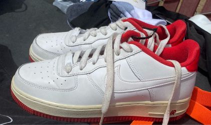 Nike size 6Y