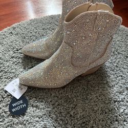 Arula Altar’d Rhinestone Sparkly Boots Women’s 8 Wide NEW