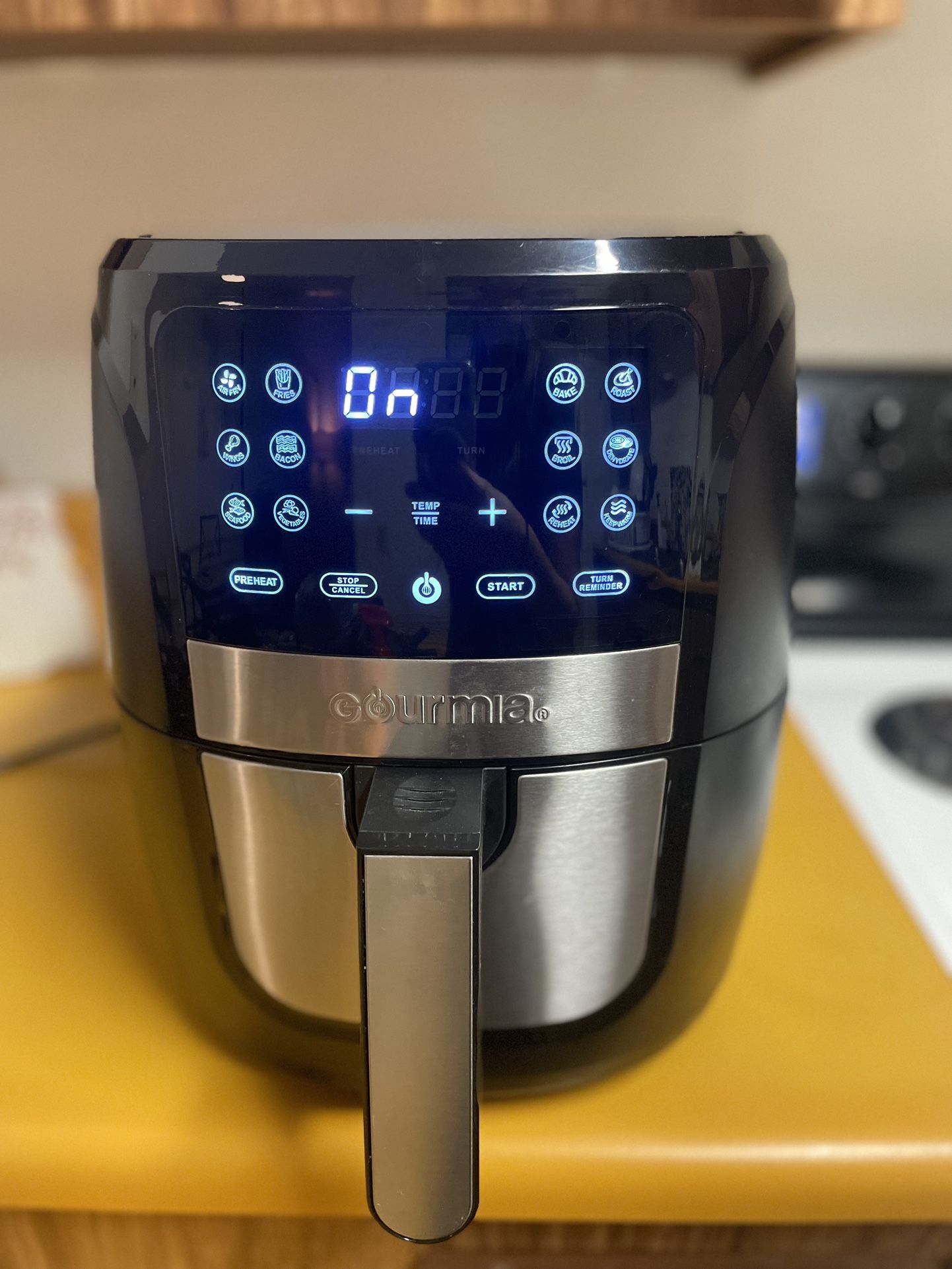 Gourmia Digital Air Fryer 6 Qt GAF698 - used once - excellent no box