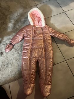 Toddlers snowsuit