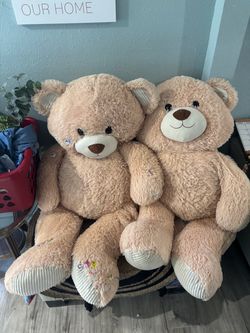 2 life size bears