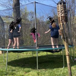 Trampoline 