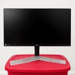 LG UltraGear 27” Gaming Monitor – 144Hz, 1ms, G-SYNC, HDR