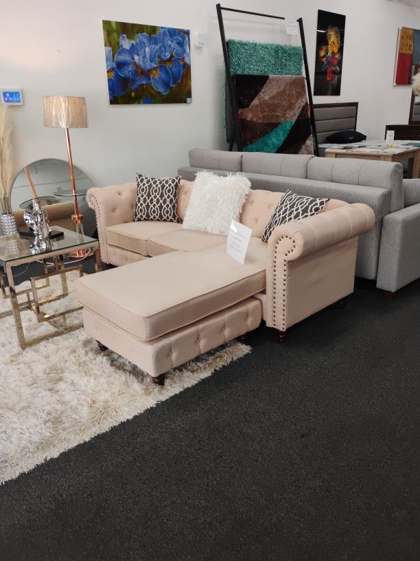 Sectional Couch Chaise