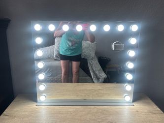 Awesome IHome Light up mirror with blue tooth. Adjustable dimmer on lights. I cant figure out how to get blue tooth to connect $80