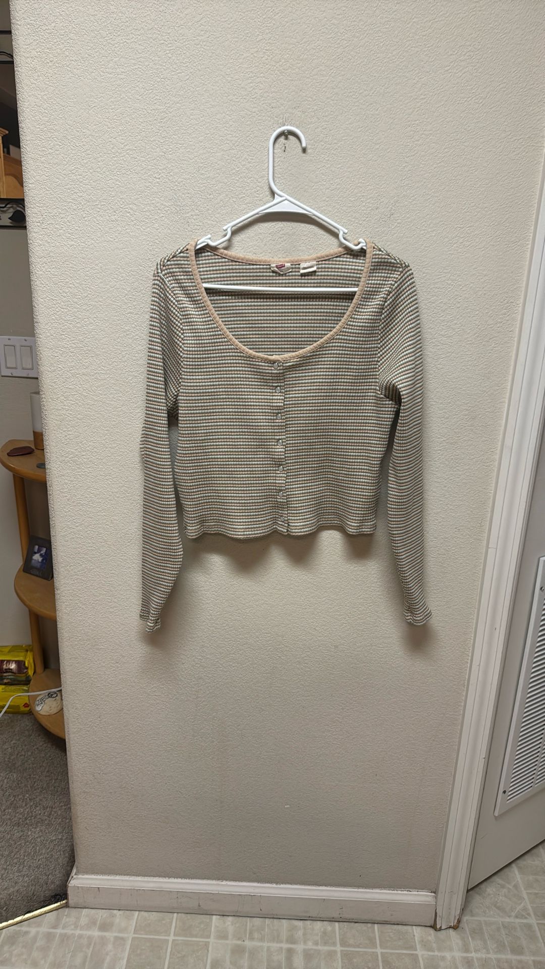Levi’s XXL Women’s Long Sleeve Shirt Top