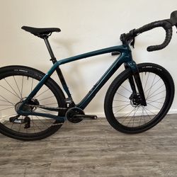 Gravel Bike - 2023 Trek Checkpoint SL7 AXS