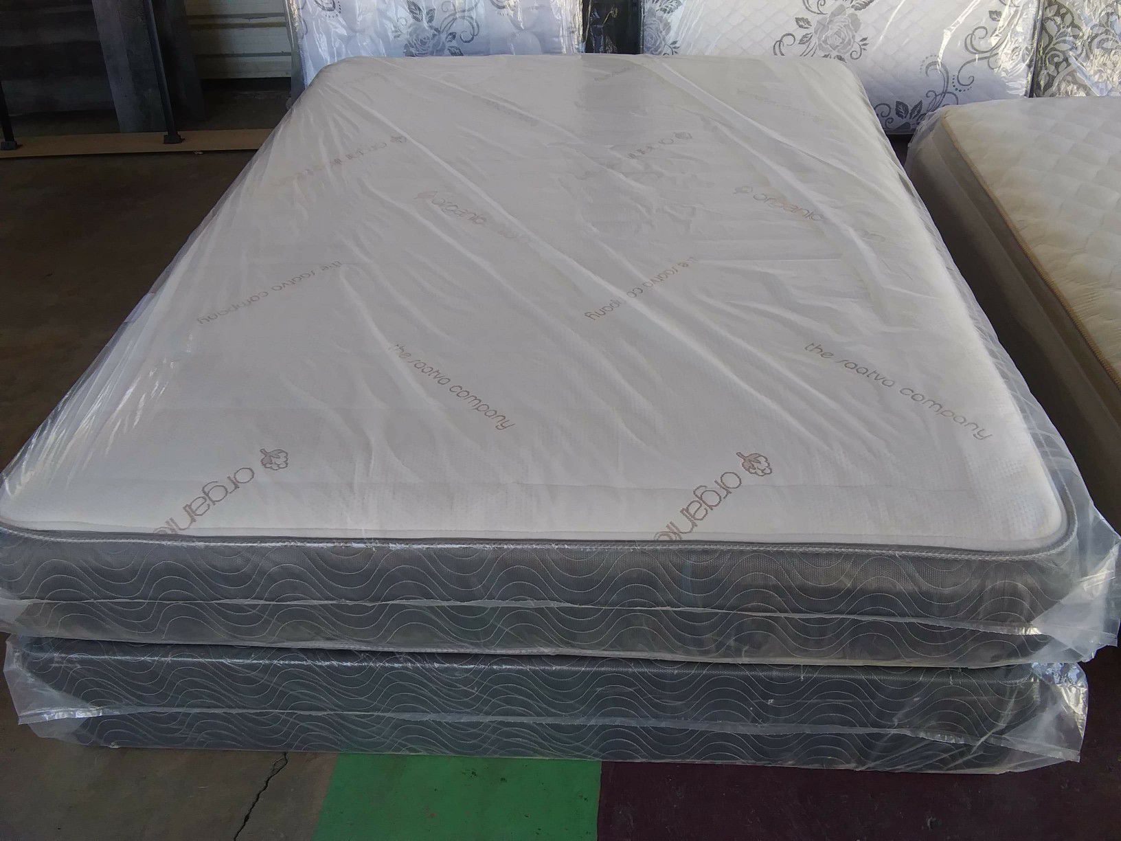 Queen size mattress with box spring