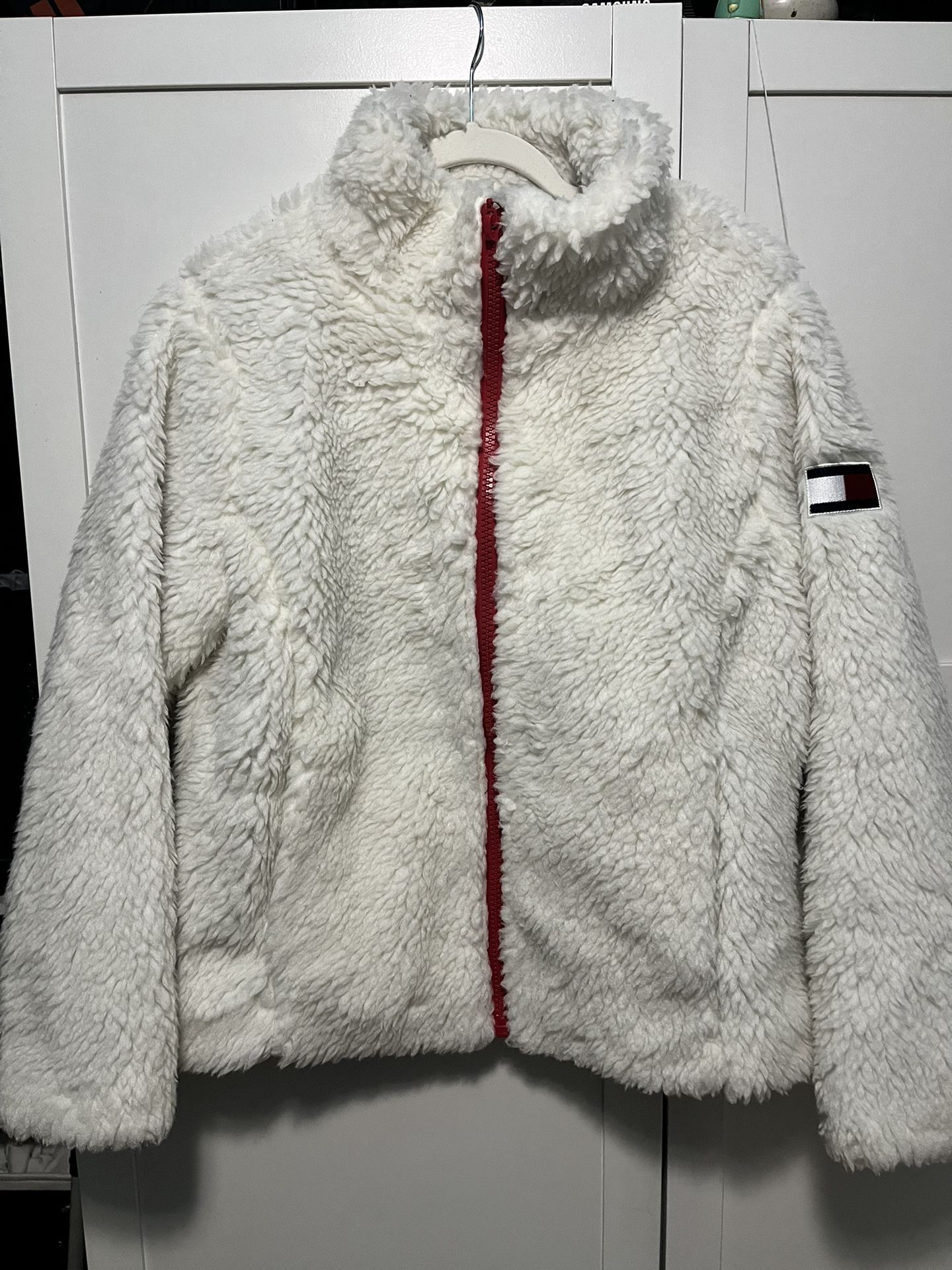 Tommy Hilfiger Sail Cloth Faux-Fur Fleece Oversized Jacket in Sail Cloth