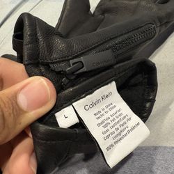 CALVIN KLIEN GLOVES