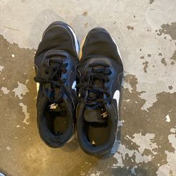 Mens Casual Nike Air Max Black And White Size 12