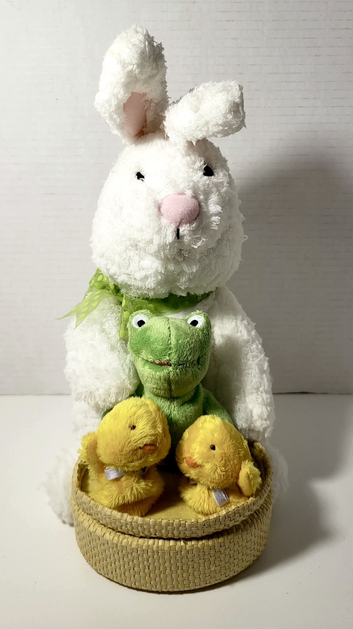 Vintage Hallmark “At the Hop” Easter Bunny & Chicks Animated Stuffed Plush