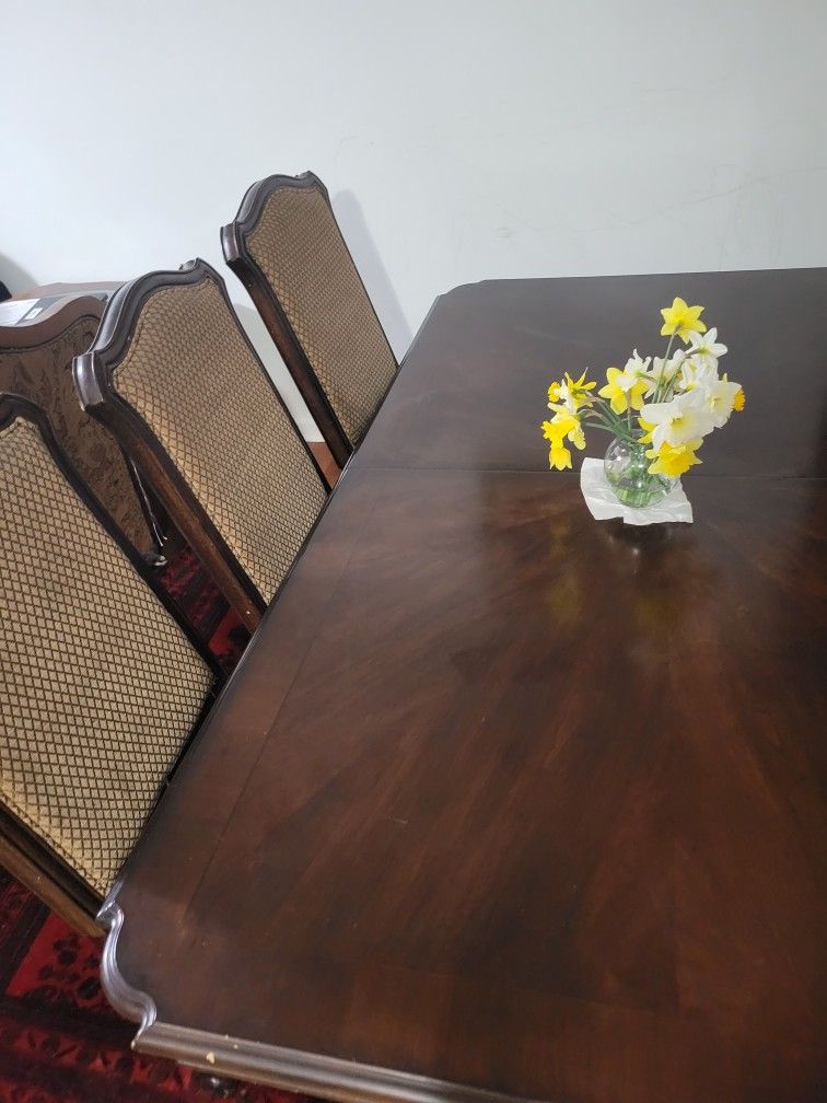 Dining Table With 6 Chairs