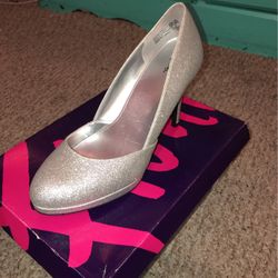 Sliver Glitter Heels