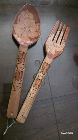 PINOY HUGE SPOON AND FORK WOODEN KITCHEN DECOR NEW