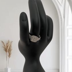 Solitaire .25 Carats Diamond Engagement Ring