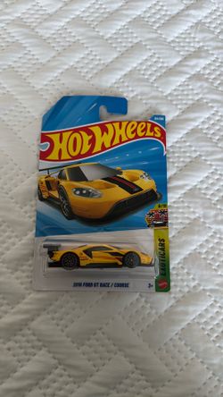 Hot  Wheels (2026) 2016 Ford GT Race #124 Yellow TREASURE HUNT